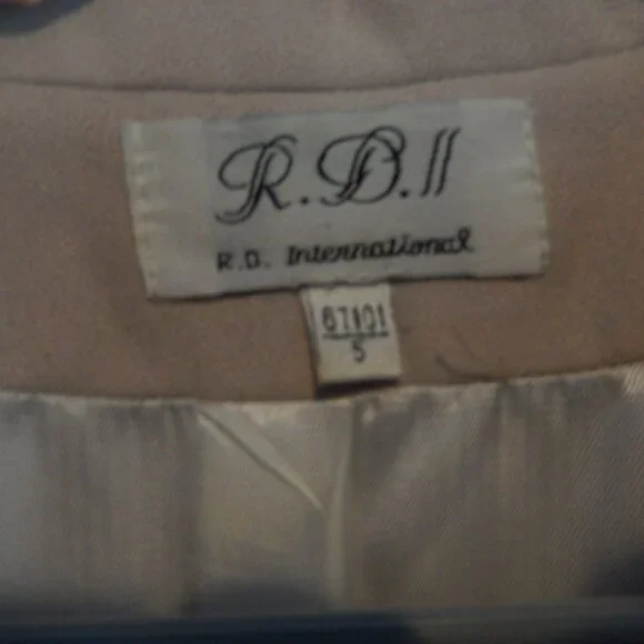 Jacket - Picture 2 of 4